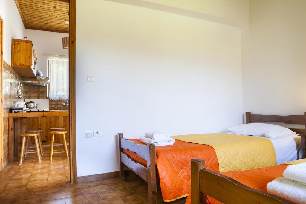 Thermanti Villas Esparta Exterior foto