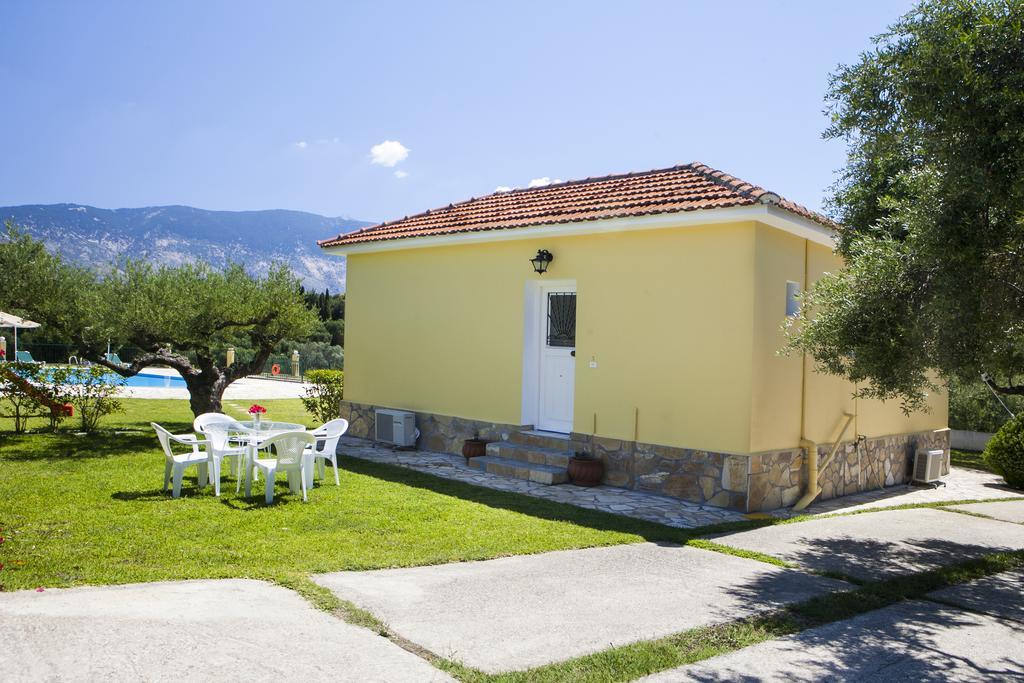 Thermanti Villas Esparta Exterior foto