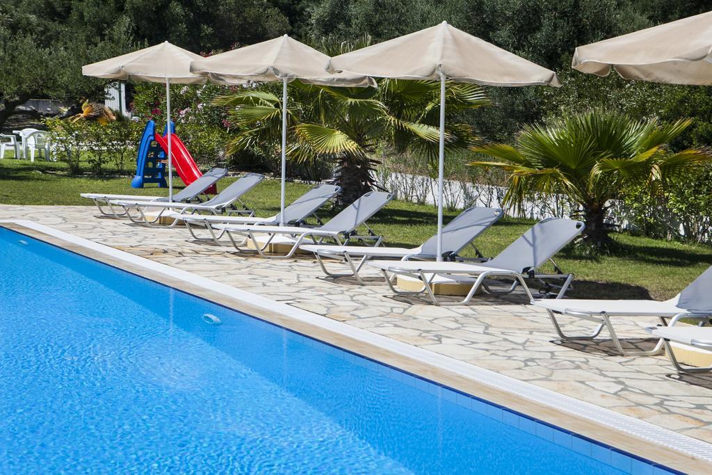 Thermanti Villas Esparta Exterior foto